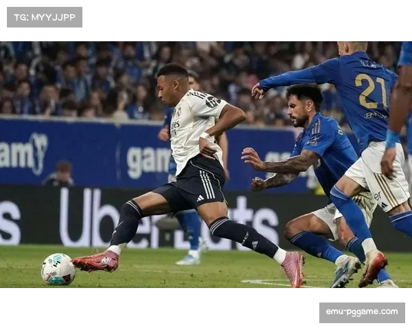 保级球队球迷组织活动：奥维耶多主场助威团筹备关键战